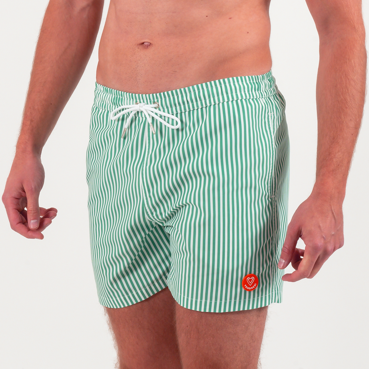 maillot-de-bain-homme-vert-rayé-broderie-oiseau-face