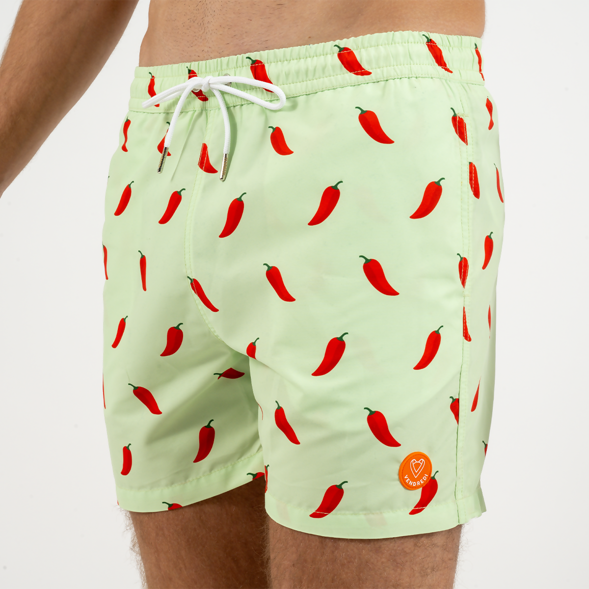 maillot-de-bain-homme-vert-motif-piment-face1